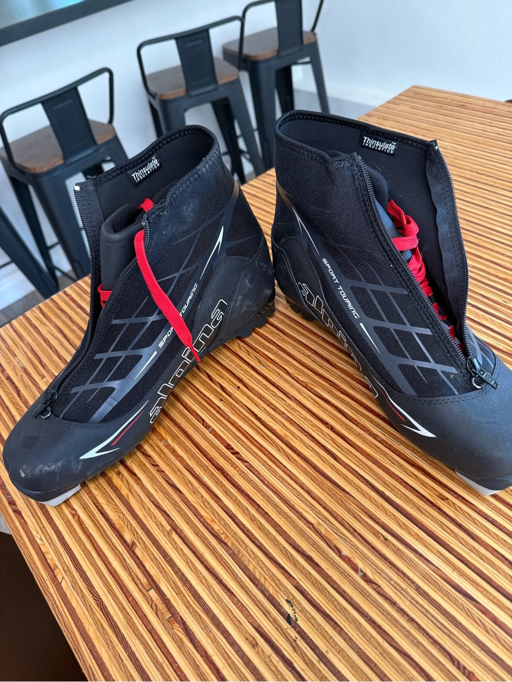 Salomon Men's Black Cross-Country Ski Boots with Red Accents